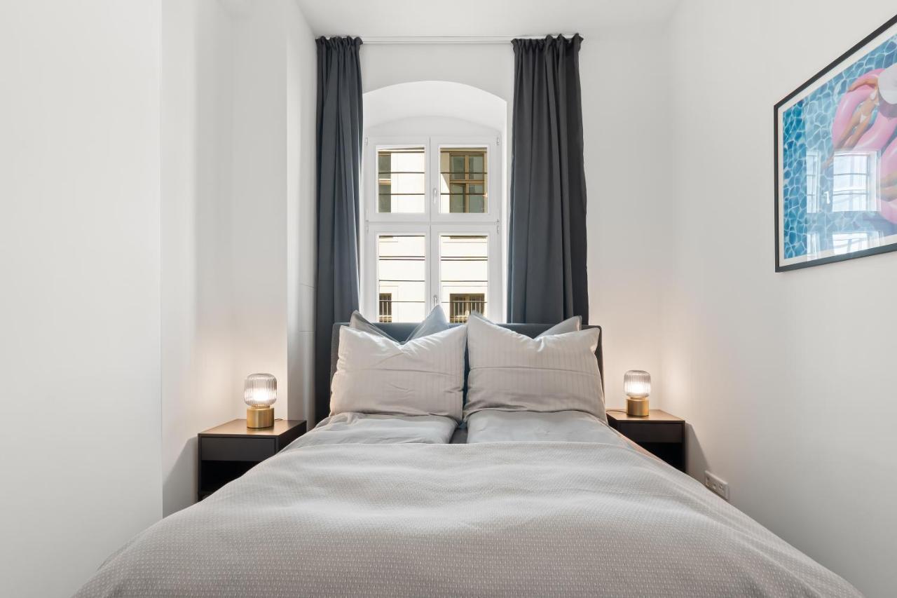 The Strassburger, Stylish 3 Bedroom Apartment In Downtown Berlin Berlim Exterior foto